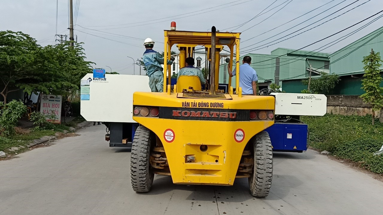 MÁY ÉP NHỰA2